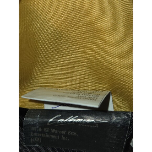 Harry Potter HUFFLEPUFF Hanging Wall Banner Flag 30" X 50" Warner Brothers - Picture 6 of 7